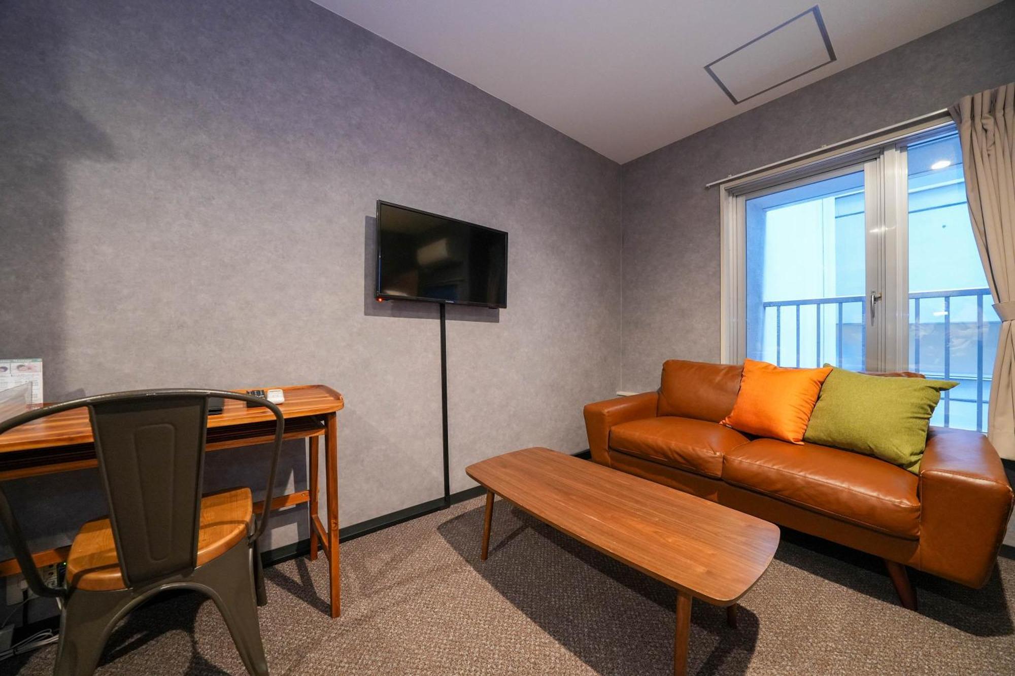 Residence Hotel Stripe Sapporo Bagian luar foto