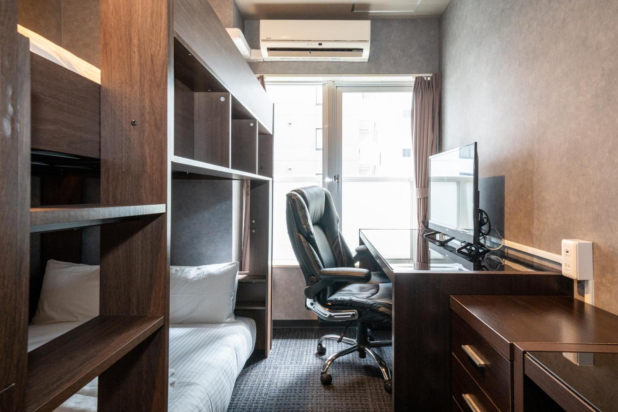 Residence Hotel Stripe Sapporo Bagian luar foto